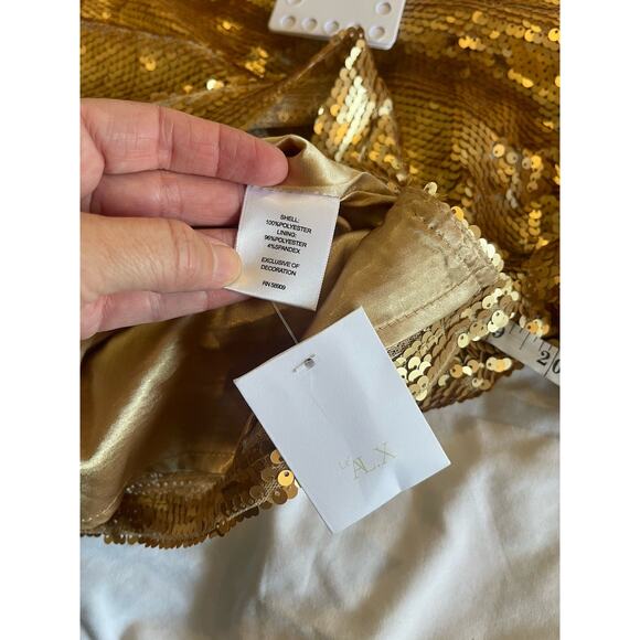 Le' AL.X Gold Sequin Blouse Disco Glamorous Chic Holiday Party XS NWT - Picture 5 of 5